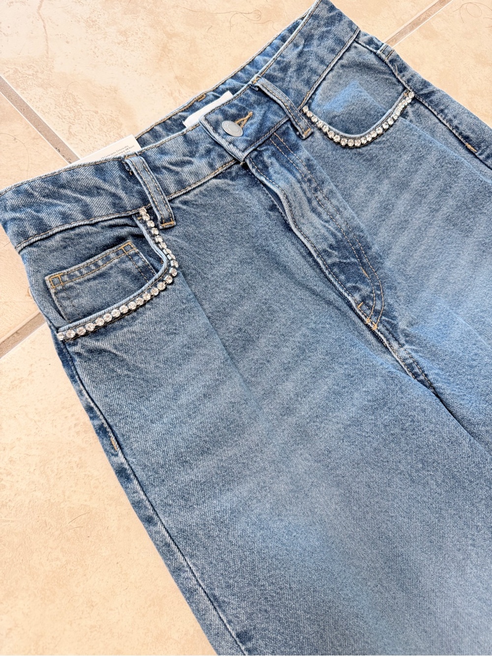 H&M Light Blue High-Rise Jeans with Rhinestone Pocket Detail